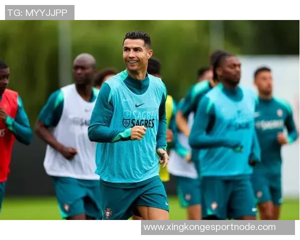 C罗四十岁依然年轻面容整形医生揭秘其可能的多次整形手术经历